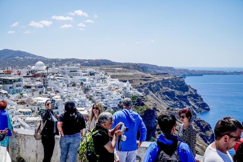 Οι τουρίστες περνούν καλά στην Ελλάδα